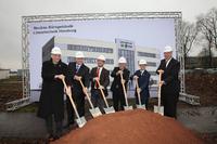 Grundsteinlegung für neues Engineering- und Verwaltungsgebäude