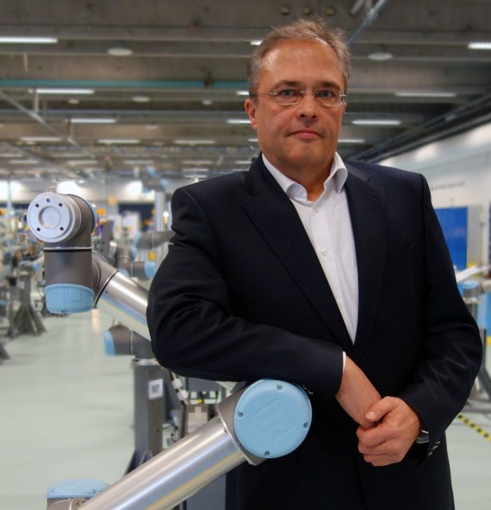 Torsten Ziefuss verstärkt Vertriebsaktivitäten bei Universal Robots Torsten Ziefuss verstärkt Vertriebsaktivitäten bei Universal Robots