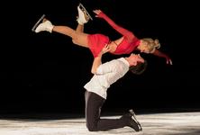 Eiskunstläufer Savchenko/Massot und Lutricia Bock siegten in Essen