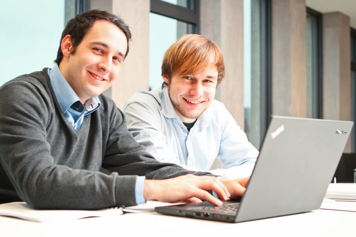 Master-Studium Mechatronik macht fit für Industrie 4.0 Master-Studium Mechatronik macht fit für Industrie 4.0