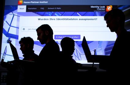 Hasso-Plattner-Institut spürte 2015 im Internet 35 Millionen geraubte Identitätsdaten auf / Jeder kann persönliche Betroffenheit prüfen (FOTO)