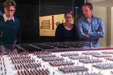 2.000 Jahre nach der Gründung durch Marc Aurel: Römer ?im Miniaturformat? erobern Regensburg