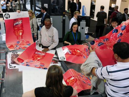Messe Düsseldorf Gruppe: Erfolgskurs im Geschäftsjahr 2015 fortgesetzt – Konzernumsatz von 300 Millionen Euro (FOTO)
