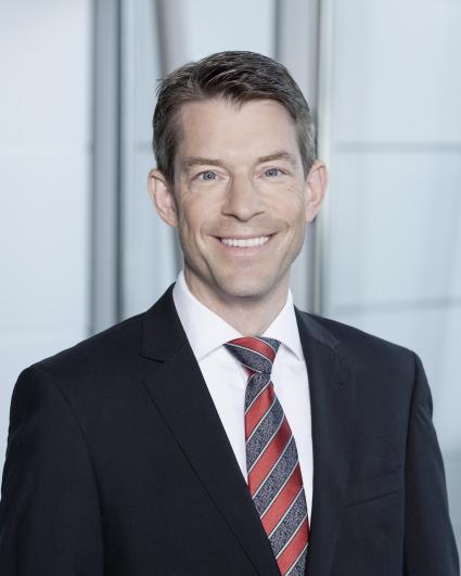 Transaktions- und Neugeschäftsvolumen erheblich gesteigert: Commerz Real zieht äußerst positive Bilanz für das Geschäftsjahr 2015 (FOTO)