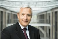 Günter Gressler zum Vorsitzenden des 3M Aufsichtsrates gewählt Günter Gressler zum Vorsitzenden des 3M Aufsichtsrates gewählt