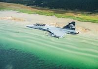 Fliegende Feuerkraft: Rheinmetall rüstet Gripen-Kampf-flugzeuge in Brasilien und Schweden mit Bordkanonen aus