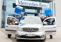 Rollender Botschafter: Mercedes-Benz-Niederlassung Mannheim-Heidelberg-Landau stellt flotten Flitzer in Freiwilligentag-Optik