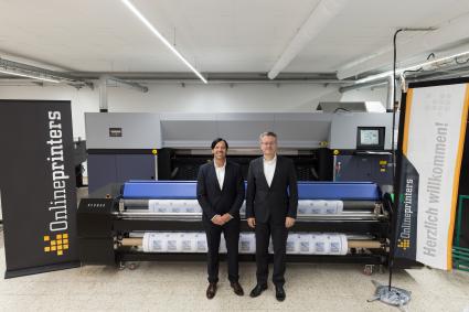 Onlineprinters eröffnet neuen Produktionsstandort für Großformatdrucke 1.800 Quadratmeter für Großformatdruck und Verwaltung (FOTO)