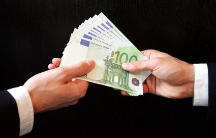 „Wie korrupt ist Deutschland?“ / „ZDFzeit“ macht den großen Check (FOTO)