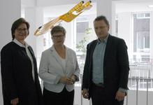 Die Vorsitzenden des parlamentarischen „Wissenschaftsausschusses“ in der Hochschule Bremen zu Gast Die Vorsitzenden des parlamentarischen „Wissenschaftsausschusses“ in der Hochschule Bremen zu Gast