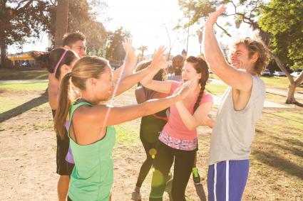 B2RUN 2016: Mit Kollegen in ein aktiveres Leben durchstarten / B2RUN Ernährungspartner Herbalife gibt Tipps, wie Hobbysportler gemeinsam zu einem gesünderen und aktiveren Lebensstil finden (FOTO)