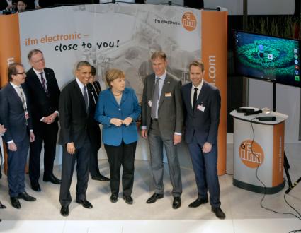 Merkel und Obama besuchen Messestand von ifm (FOTO)