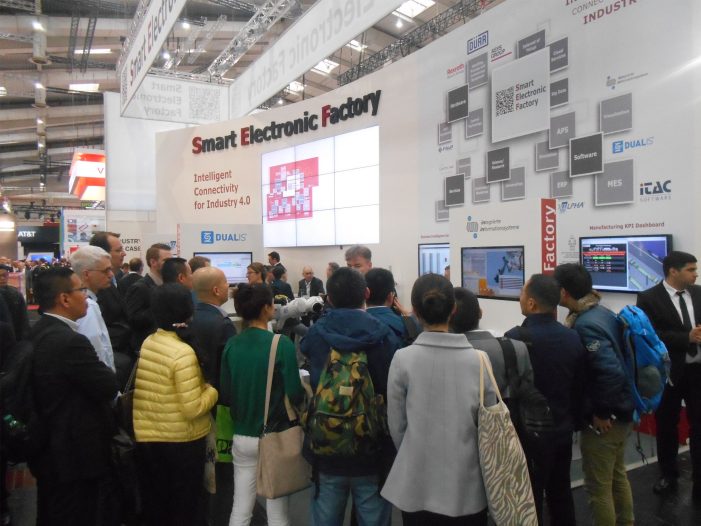 „SEF Smart Electronic Factory e.V.“ zeigte auf der HANNOVER MESSE Industrie 4.0 in der Praxis
