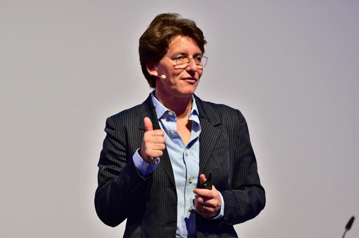 Business und Rennsport: Ellen Lohr auf dem ZVO-Kongress
