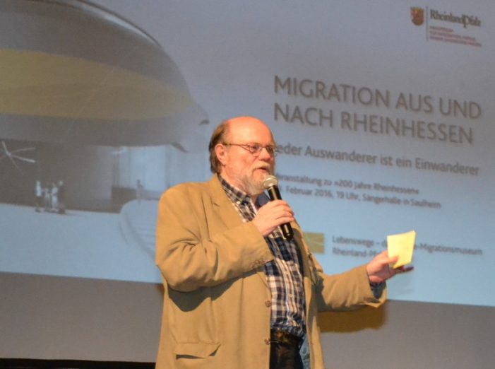 Online-Migrationsmuseum „Lebenswege“ eröffnet Sonderausstellung „Migrations-Geschichte(n) mit Volker Gallé“ Online-Migrationsmuseum „Lebenswege“ eröffnet Sonderausstellung „Migrations-Geschichte(n) mit Volker Gallé“