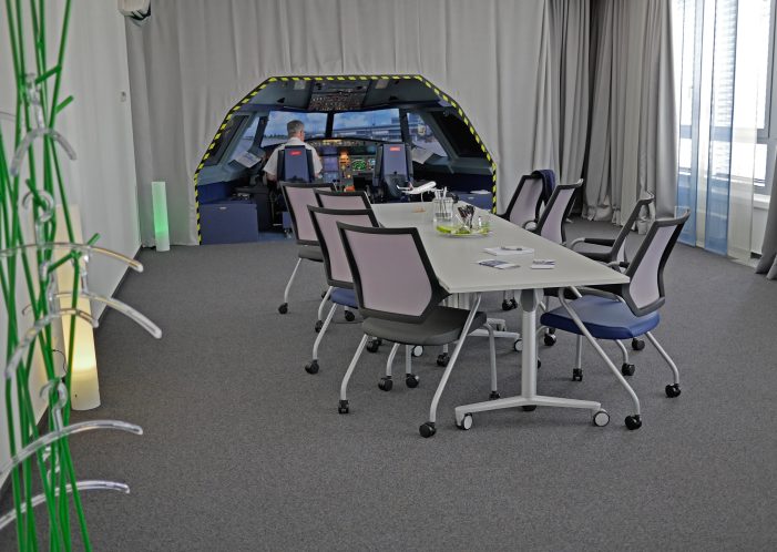 Führungskräfte trainieren im eigenen A320-Simulator in Hamburg Führungskräfte trainieren im eigenen A320-Simulator in Hamburg