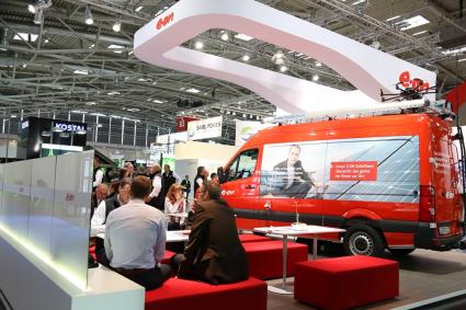 Virtual Reality auf der Intersolar Messe: Stromspeicher E.ON Aura visuell erlebbar (FOTO)