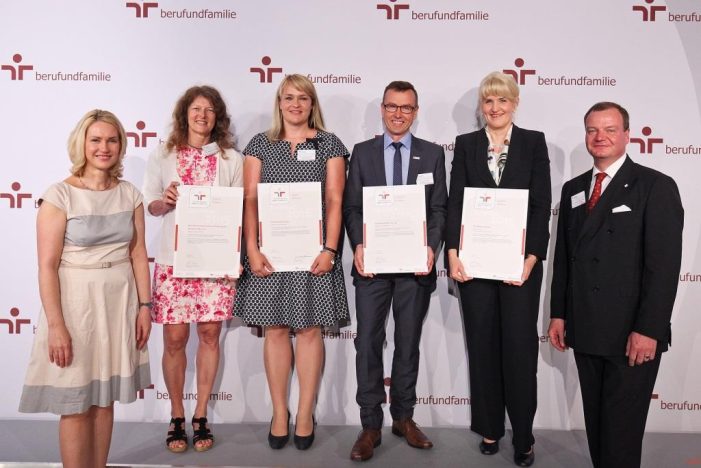 Sparda-Bank München erneut als familienbewusstes Unternehmen zertifiziert Sparda-Bank München erneut als familienbewusstes Unternehmen zertifiziert