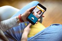 Klett und appear2media entwickeln eine Augmented-Reality-App für Flüchtlinge Klett und appear2media entwickeln eine Augmented-Reality-App für Flüchtlinge