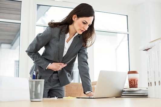 Iberogast®: Fünf Wege aus dem Job- und Prüfungsstress / Natürliche Hilfe, wenn einem die Arbeit auf den Magen schlägt (FOTO)