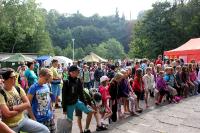 Wenn Kids zum Arbeitsamt müssen, Produkte herstellen und Steuern zahlen