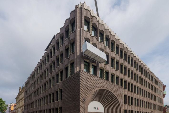 Neubauvorhaben abgeschlossen: Bremer Landesbank kehrt in Bremen an den Domshof zurück (FOTO)