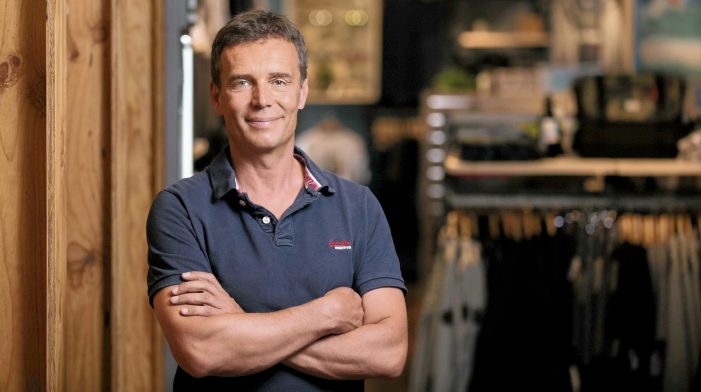 Jörg Mayer wechselt als Vorsitzender in den Beirat der 21sportsgroup Jörg Mayer wechselt als Vorsitzender in den Beirat der 21sportsgroup