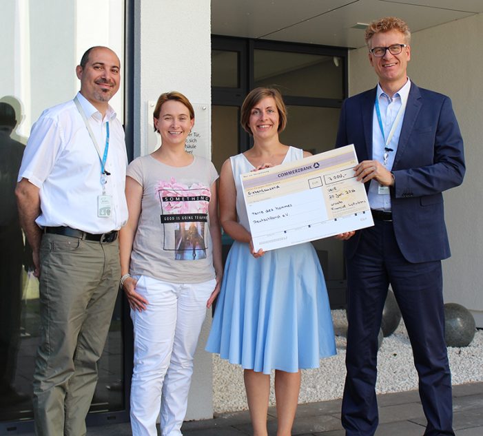 Arvato Financial Solutions spendet 7000 Euro an terre des hommes
