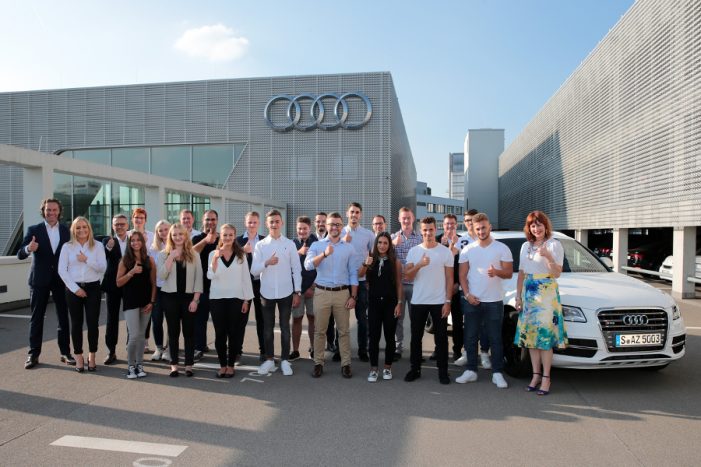 Großer Lehrlingsempfang: Audi Stuttgart begrüßt 16 neue Auszubildende