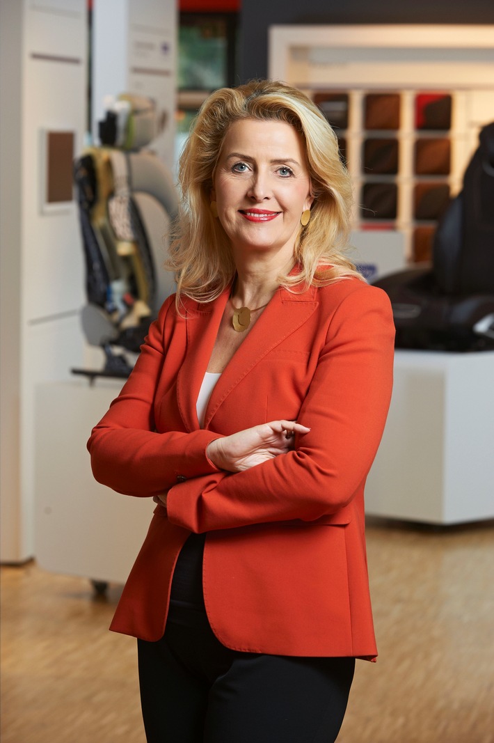 Annette Stieve erhält Mestemacher Preis Managerin des Jahres 2016 (FOTO)