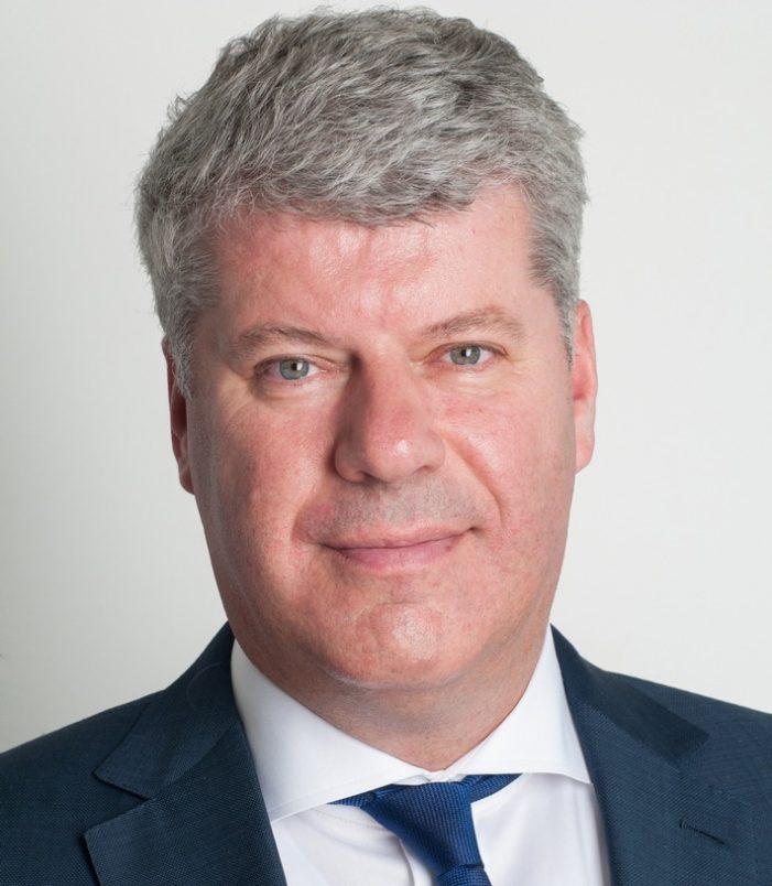 Euler Hermes Marktanalyse: Textilbranche zum Teil am seidenen Faden trotz stabilem Konsum (FOTO)