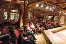 Puppentheater „Rotkäppchen“ am 9.10. im Wasserschloß Klaffenbach