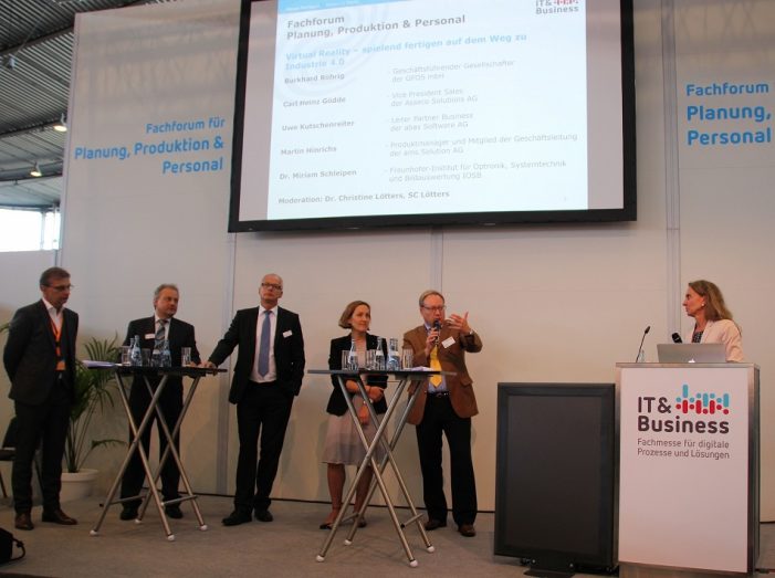 „Spielend fertigen“ Podiumsdiskussion auf der IT & Business 2016 bringt es auf den Punkt