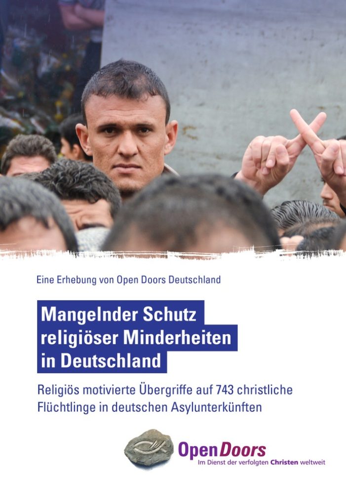 Religiös motivierte Übergriffe auf 743 christliche Flüchtlinge / Open Doors und weitere Hilfsorganisationen stellen neuen Lagebericht vor (FOTO)