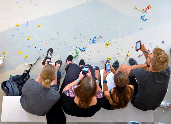 HR Management in digitalen Welten / Wie HR Professionals die Gewinnung und Bindung von Digital Natives in neuen und traditionellen Unternehmen gestalten (FOTO)