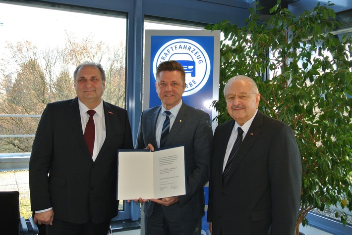 Goldenes Handwerkszeichen für Wilhelm Hülsdonk (FOTO)