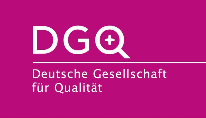 Ein Netzwerk für die Qualität – Die Gesellschaft für Qualitätsentwicklung in der Finanzberatung mbH (QIDF) wird Mitglied der Deutschen Gesellschaft für Qualität (DGQ) (FOTO)