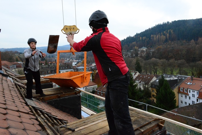 Neuer Branchentag: Fachwissen für Gegenwart und Zukunft des Holzhausbaus / Update Holzbau tourt Januar und Februar 2017 durch drei Städte (FOTO)