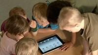 Männlein-Weiblein-Online: Bildschirm-Kinder und ihre Chancen