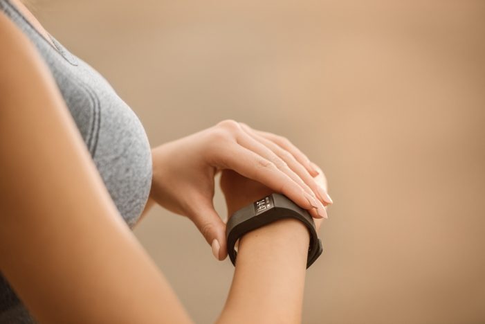 Informiert in Form: ACME Fitness Tracker ACT05 Informiert in Form: ACME Fitness Tracker ACT05