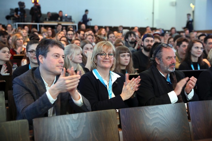 Santander sponsert GWA Junior Agency Award mit 5 000 Euro (FOTO)