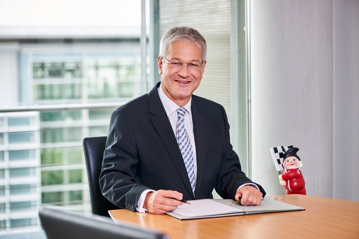 „Geschäftsmodell Bausparen hat sich trotz Nullzinspolitik robust gezeigt“ / LBS-Nord-Gewinn übertrifft Prognosen (FOTO)