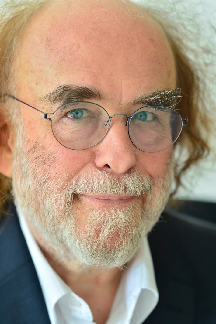 Bald 1 Mrd. Euro inÖKOWORLD-Fonds? Schon heute über 900 Mio. Euro Fondsvolumen / Starke Aufwärtsbewegung / ÖKOWORLD GROWING MARKETS 2.0 knackt die 100 Mio. Euro (FOTO)