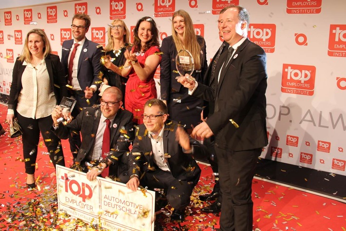 Carcoustics wird auch 2017 als Top Arbeitgeber Automotive Deutschland ausgezeichnet – ein individuelles Nachwuchs- und Talentmanagementprogramm sowie die Digitalisierung stehen im Fokus (FOTO)