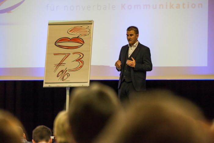 Achtung LÜGE! Achtung LÜGE!
