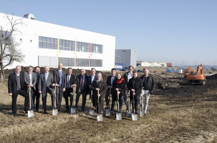 Weit mehr als nur eine Fabrikerweiterung Weit mehr als nur eine Fabrikerweiterung