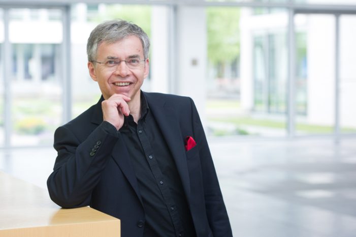 Die Karriereleiter und das „Du“