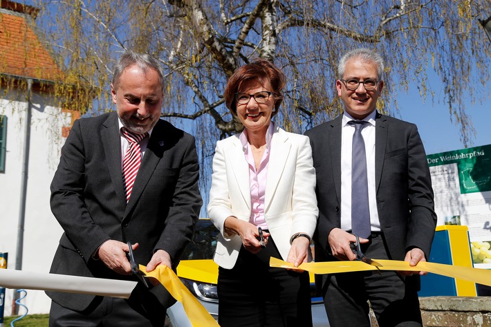 Auftaktveranstaltung „Elektromobilität für Südhessen“ / 100 neue Ladesäulen für die Kommunen (FOTO)