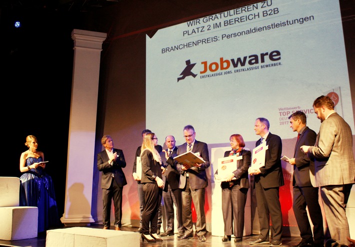 Jobbörse Jobware für hervorragenden Service ausgezeichnet / ServiceRating und Handelsblatt geben die kundenorientiertesten Unternehmen bekannt (FOTO)