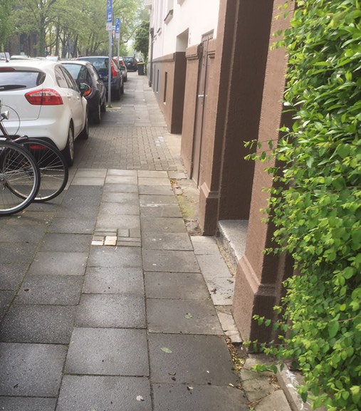 Autofeindliche Politik in Rodenkirchen. Freie Wähler: „Hier ist nicht die Innenstadt!“